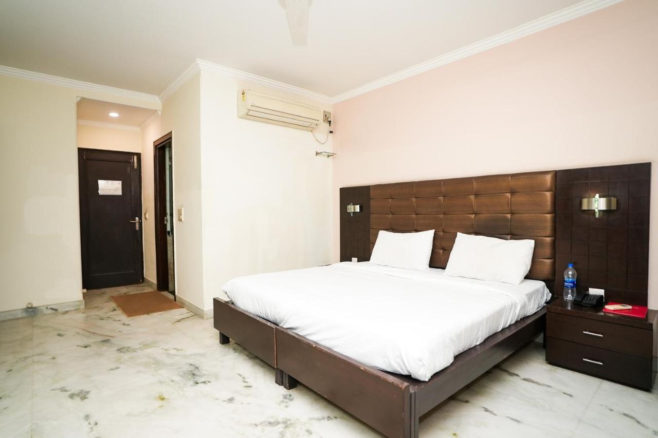 Stay Well Hotels & Homes Gurgaon Zewnętrze zdjęcie