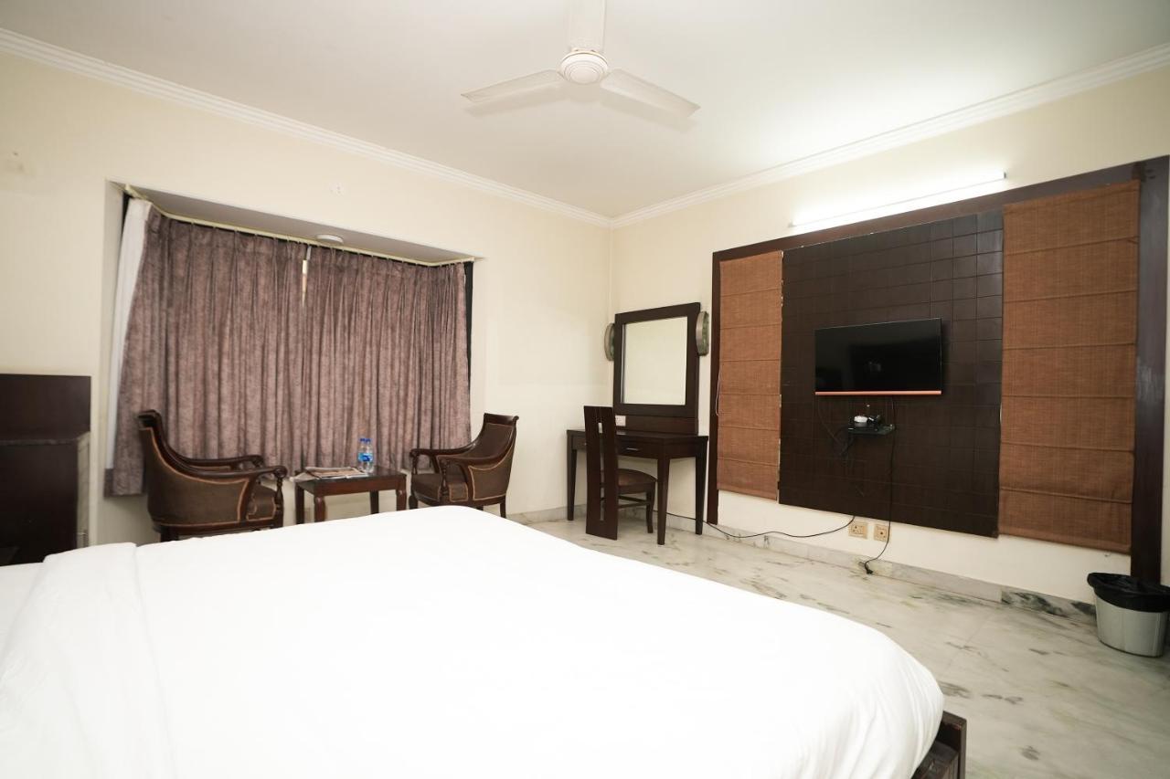 Stay Well Hotels & Homes Gurgaon Zewnętrze zdjęcie